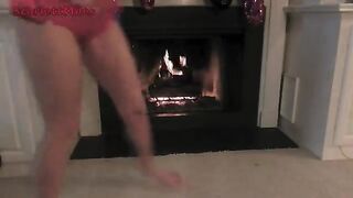 Scarlett miles - fucking my pussy as mrs clause