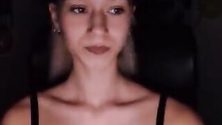 Cam4 - JessiNew March-25-2020 17-13-14