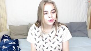 Cam4 - PrettyJulyyy December-12-2019 06-25-20