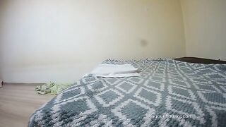 Amateur couple tries various sex positions