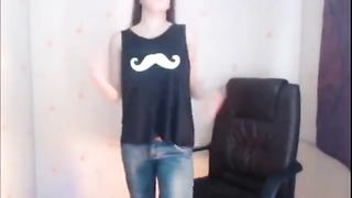 hot busty babe perfmorming striptease